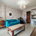 Chic 2Br Apartment Gateway Pasteur By Travelio