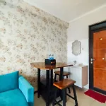 Chic 2Br Apartment Gateway Pasteur By Travelio