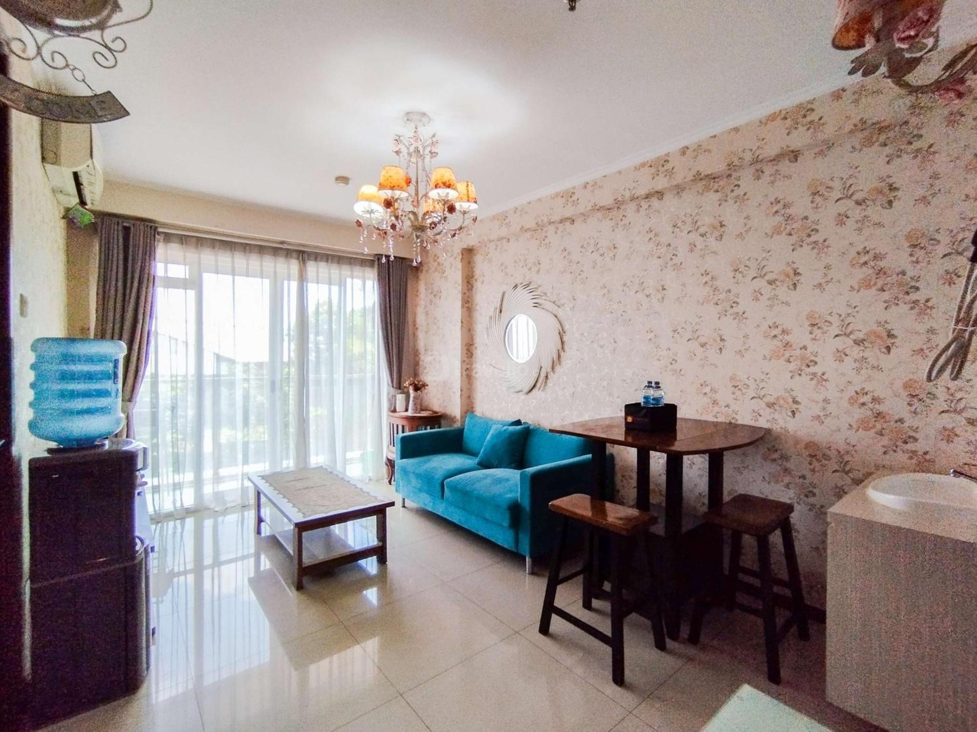 Chic 2br Gateway Pasteur By Travelio * Bandung