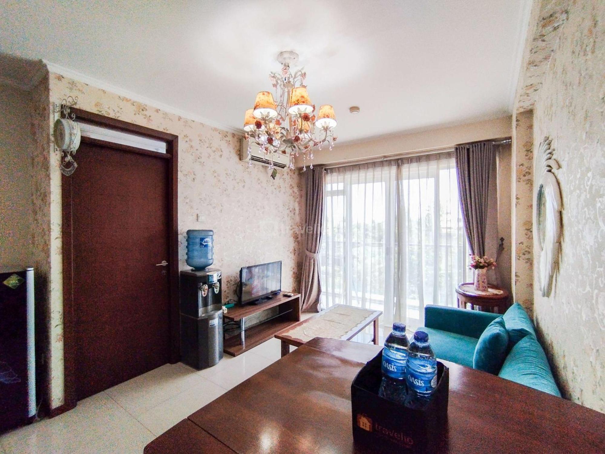 Chic 2br Gateway Pasteur By Travelio Apartemen