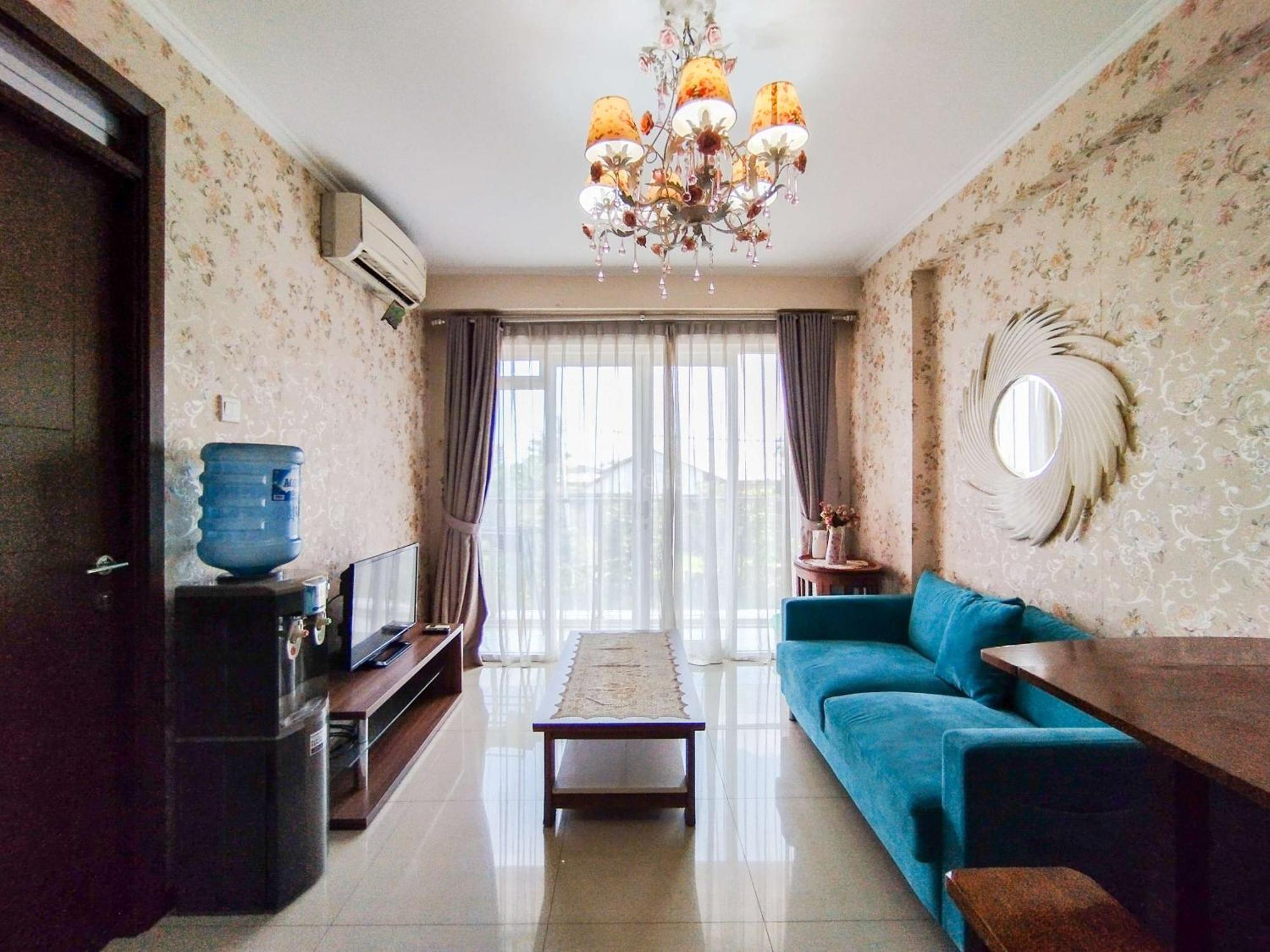 Chic 2br Gateway Pasteur By Travelio Apartemen